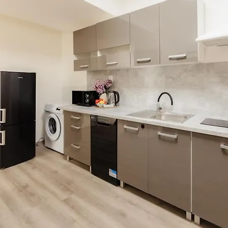 Gundulicova 3br Appartamento Bratislava
